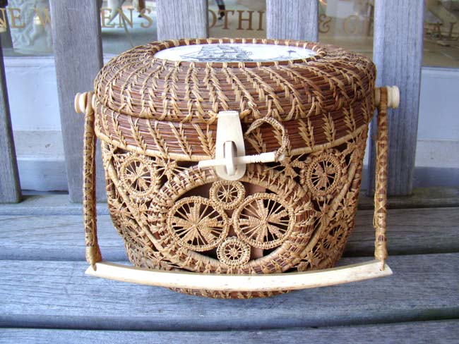 A Mattapoisett basket made by Helen Gaster circa 1972